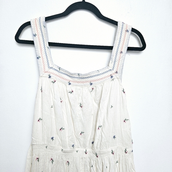 Old Navy Sz M 100% Cotton Floral Coastal Embroidered Pockets Flowy Tiered Dress - Picture 4 of 16